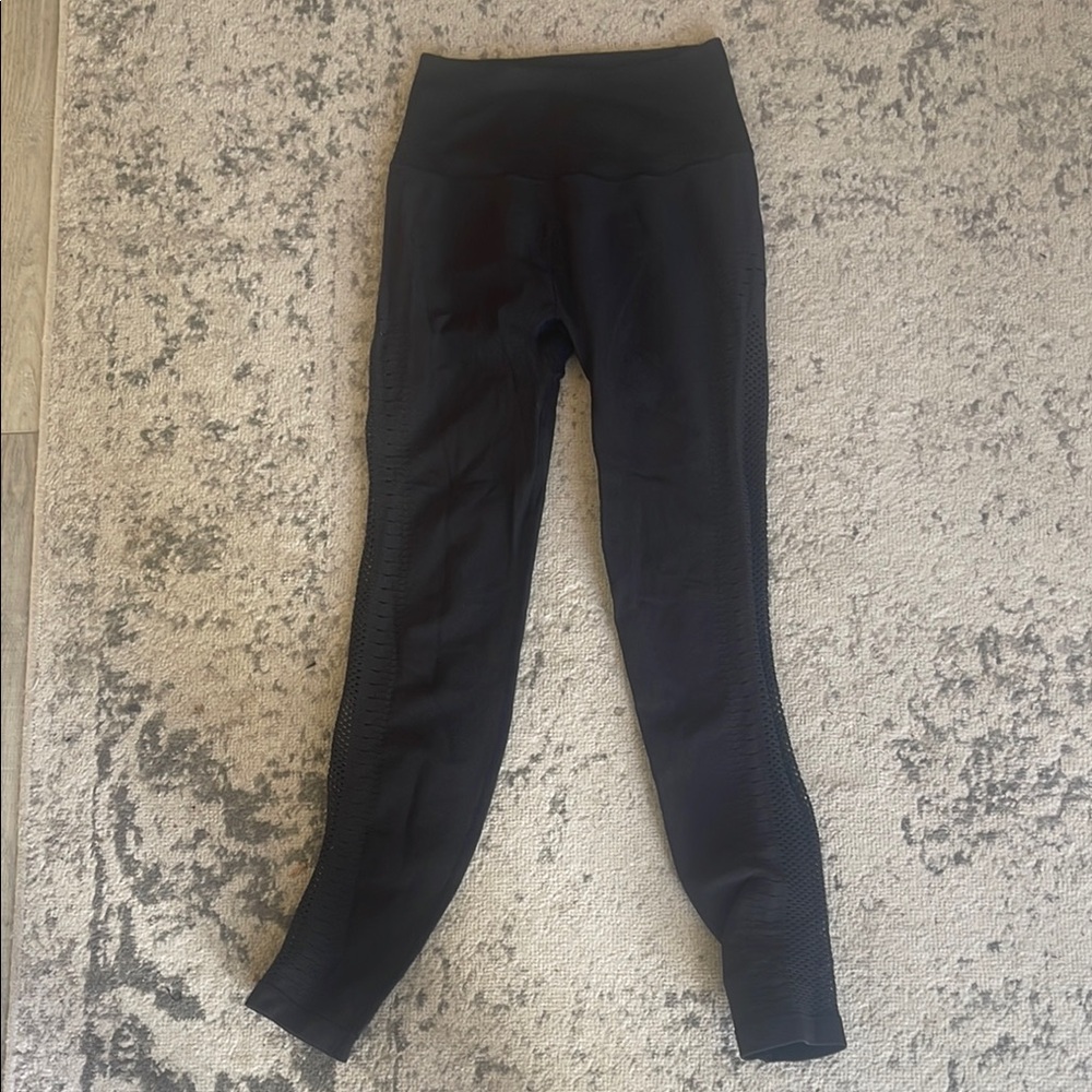 ALO Yoga Black Leggings